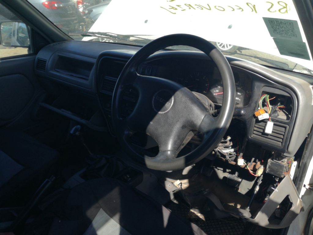 auction-nation-isuzu-kb-280-dt-lx-42-p-u-d-c
