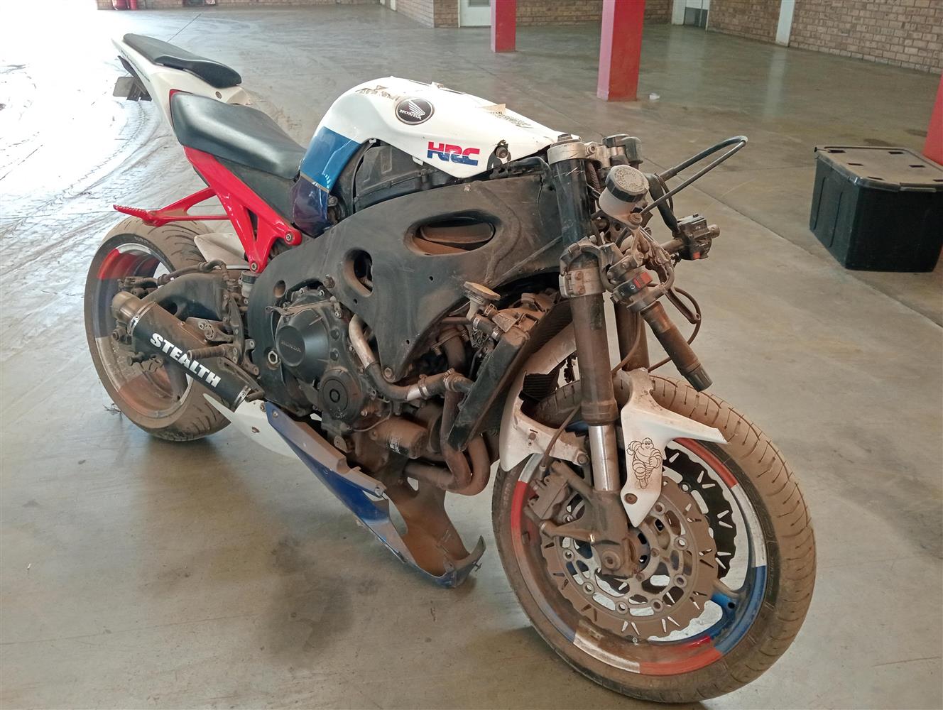 Auction Nation - HONDA FIREBLADE