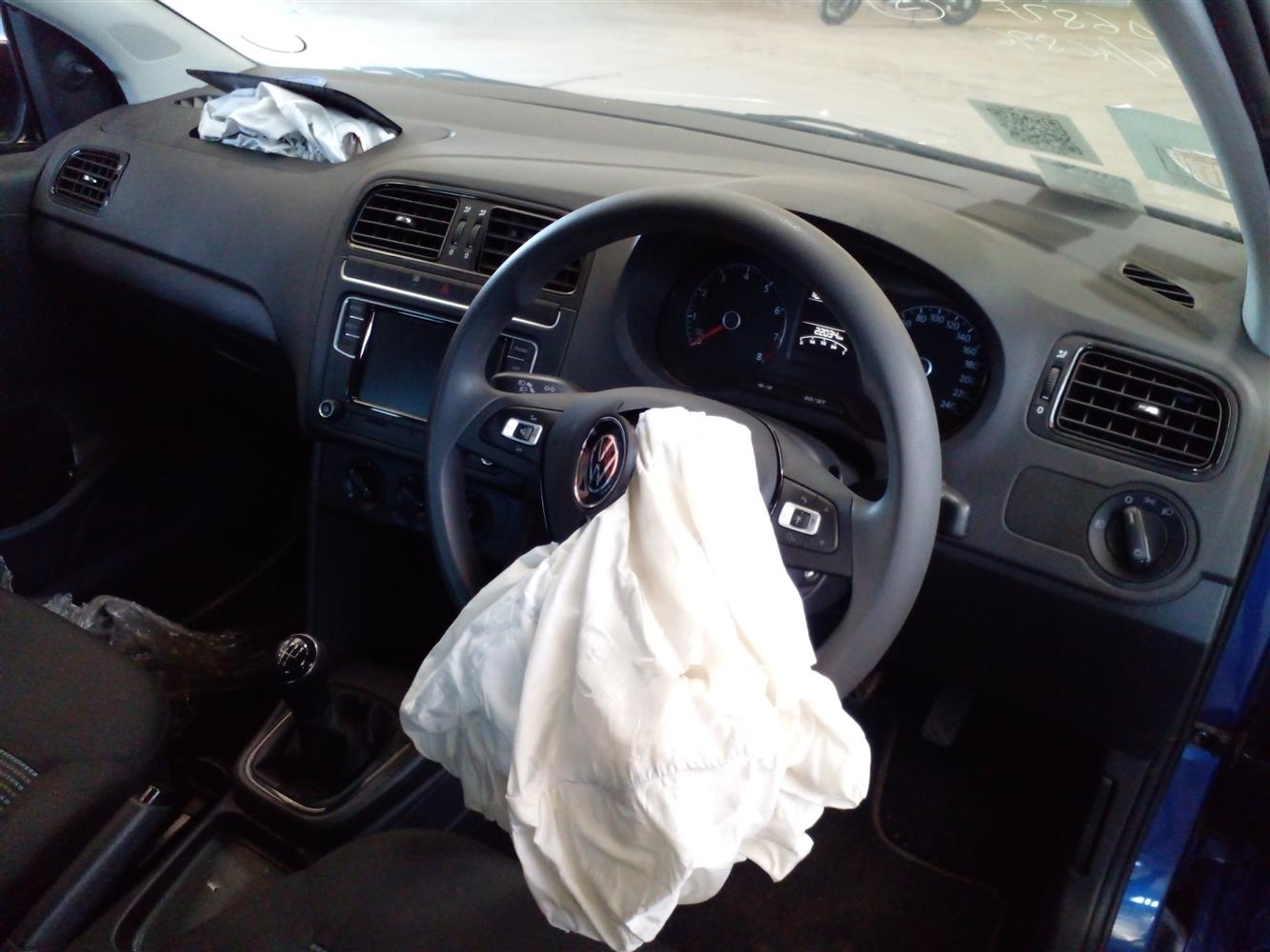 Auction Nation VOLKSWAGEN POLO VIVO 1.4 COMFORTLINE 5DR (2018 SHAPE)