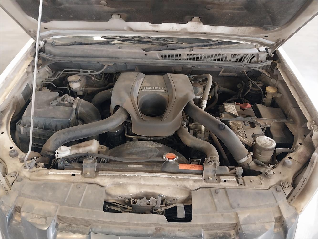 auction-nation-isuzu-kb-250-dteq-ho-fleetside-safety-p