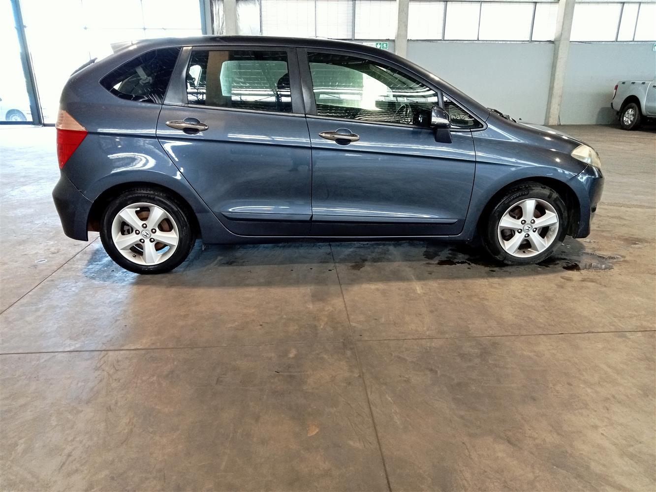 Auction Nation - HONDA FR-V 1.8i