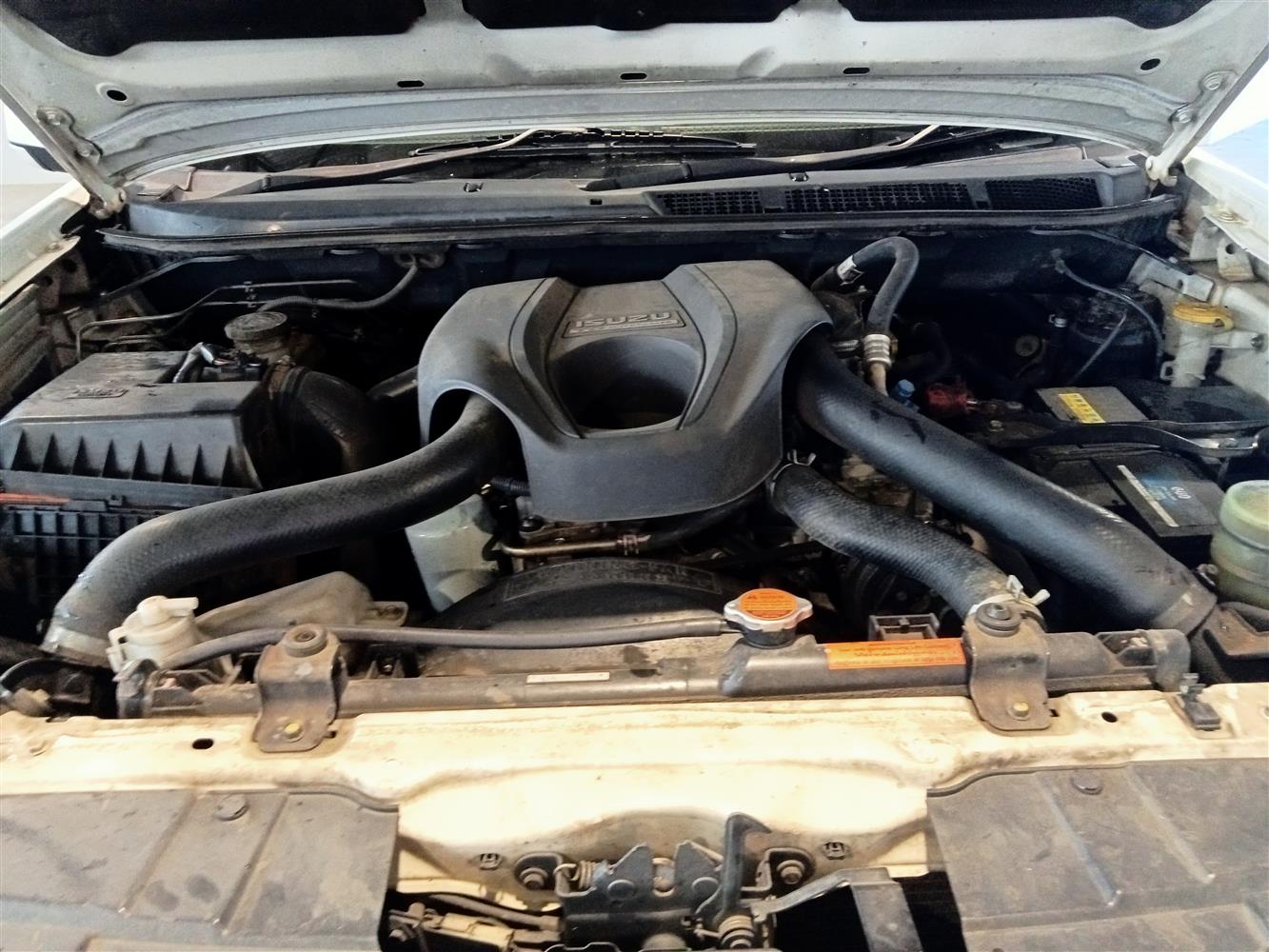 auction-nation-isuzu-kb-250-dteq-le-pu-sc