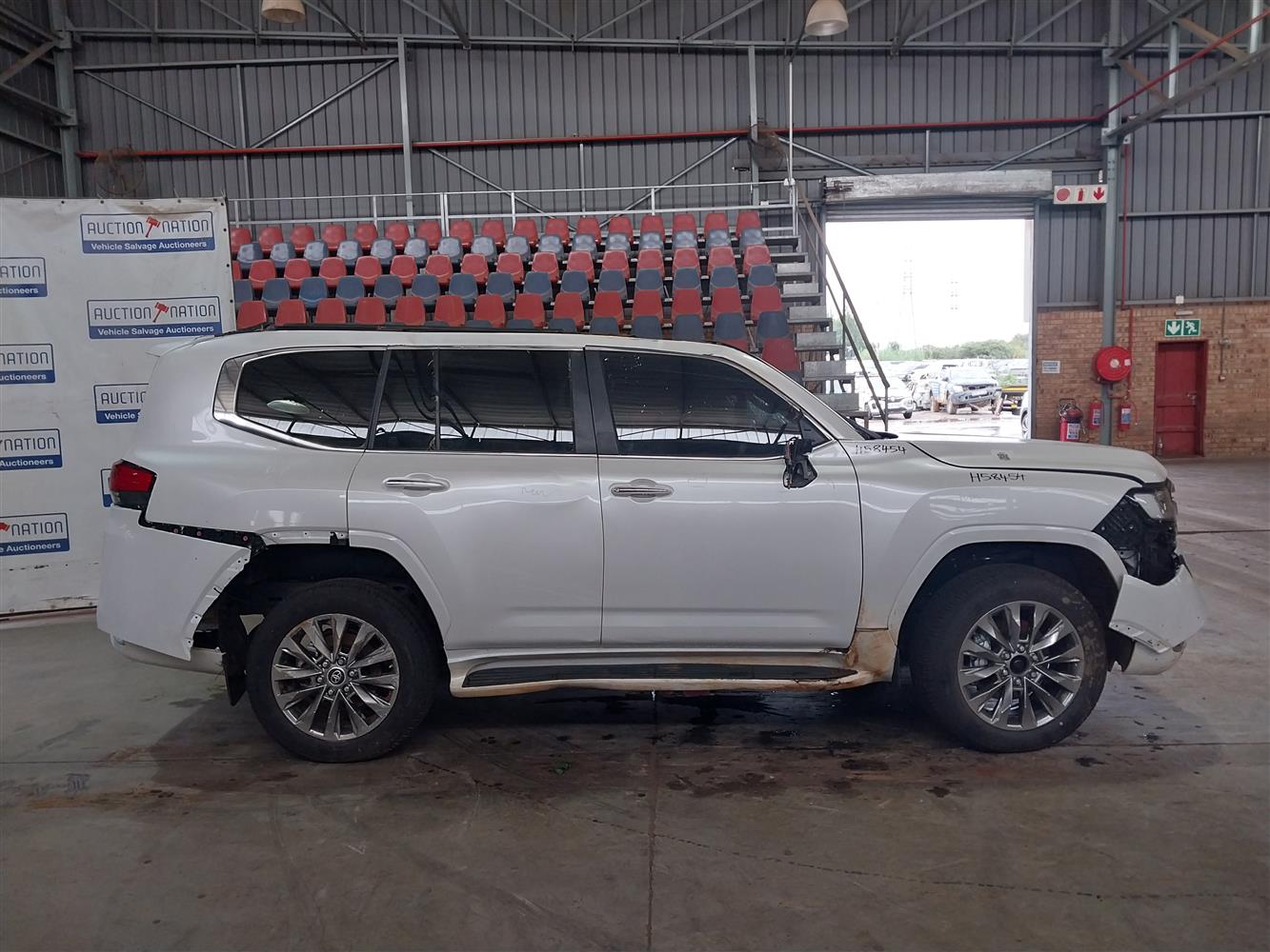 Auction Nation - TOYOTA LANDCRUISER 300 V6 3.3D ZX