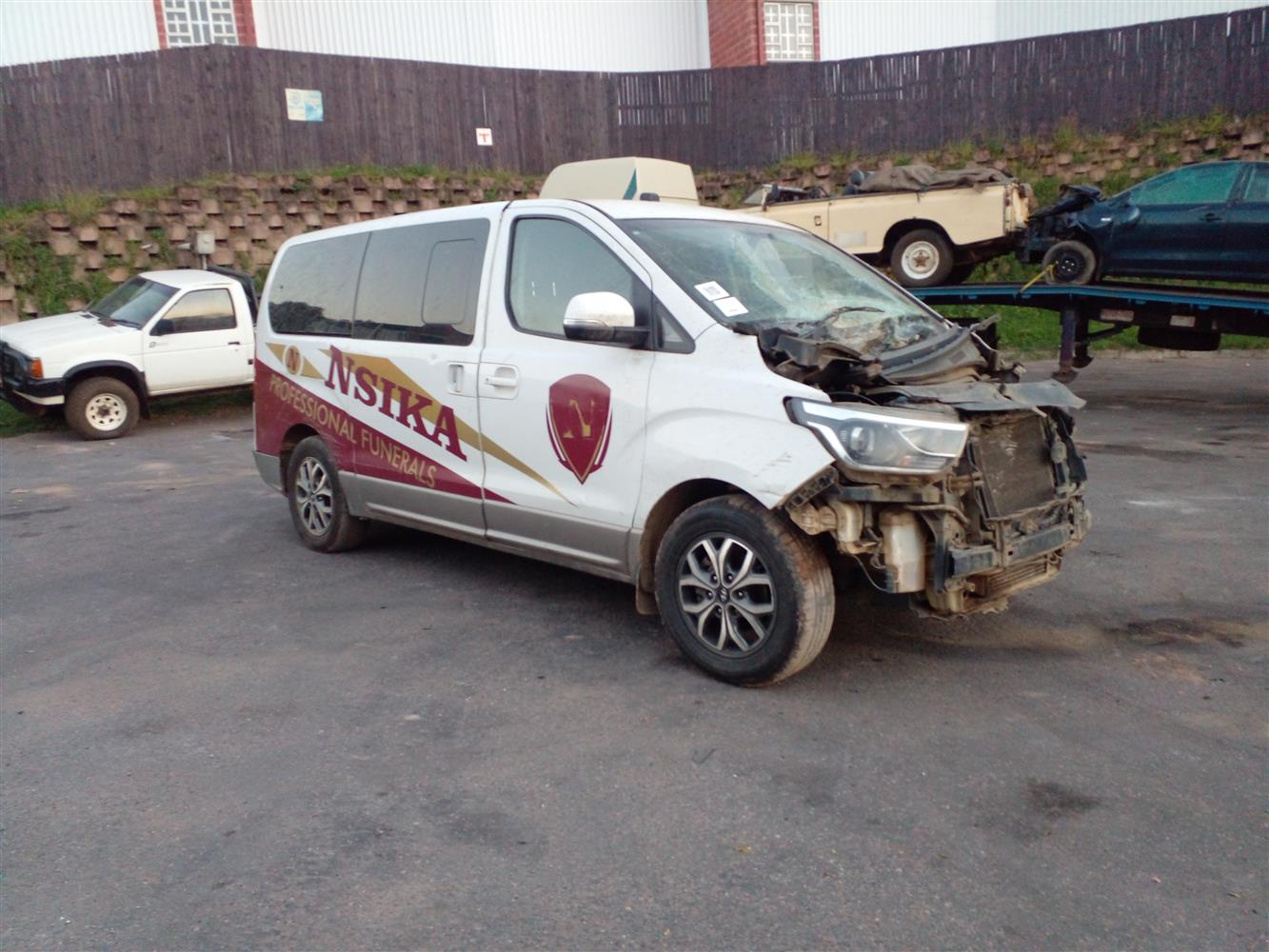 Auction Nation - HYUNDAI H-1 2.5 A/T