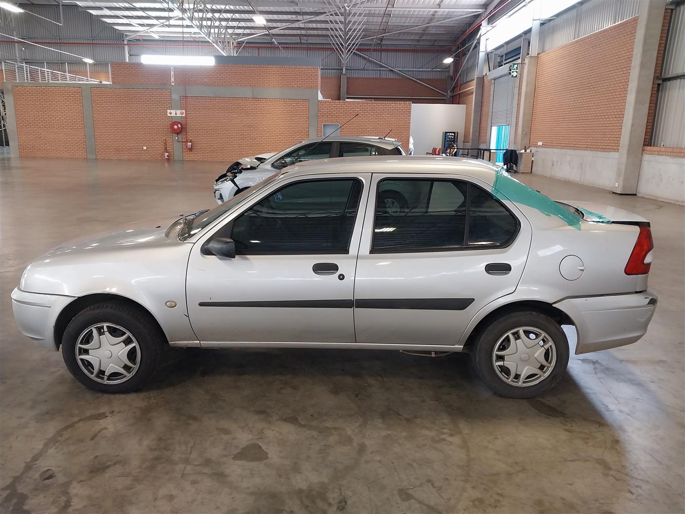 Auction Nation - FORD IKON 1.6i LX