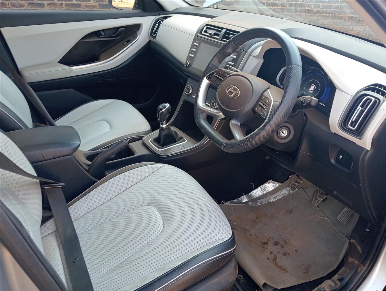 Auction Nation - HYUNDAI GRAND CRETA 7-SEATER