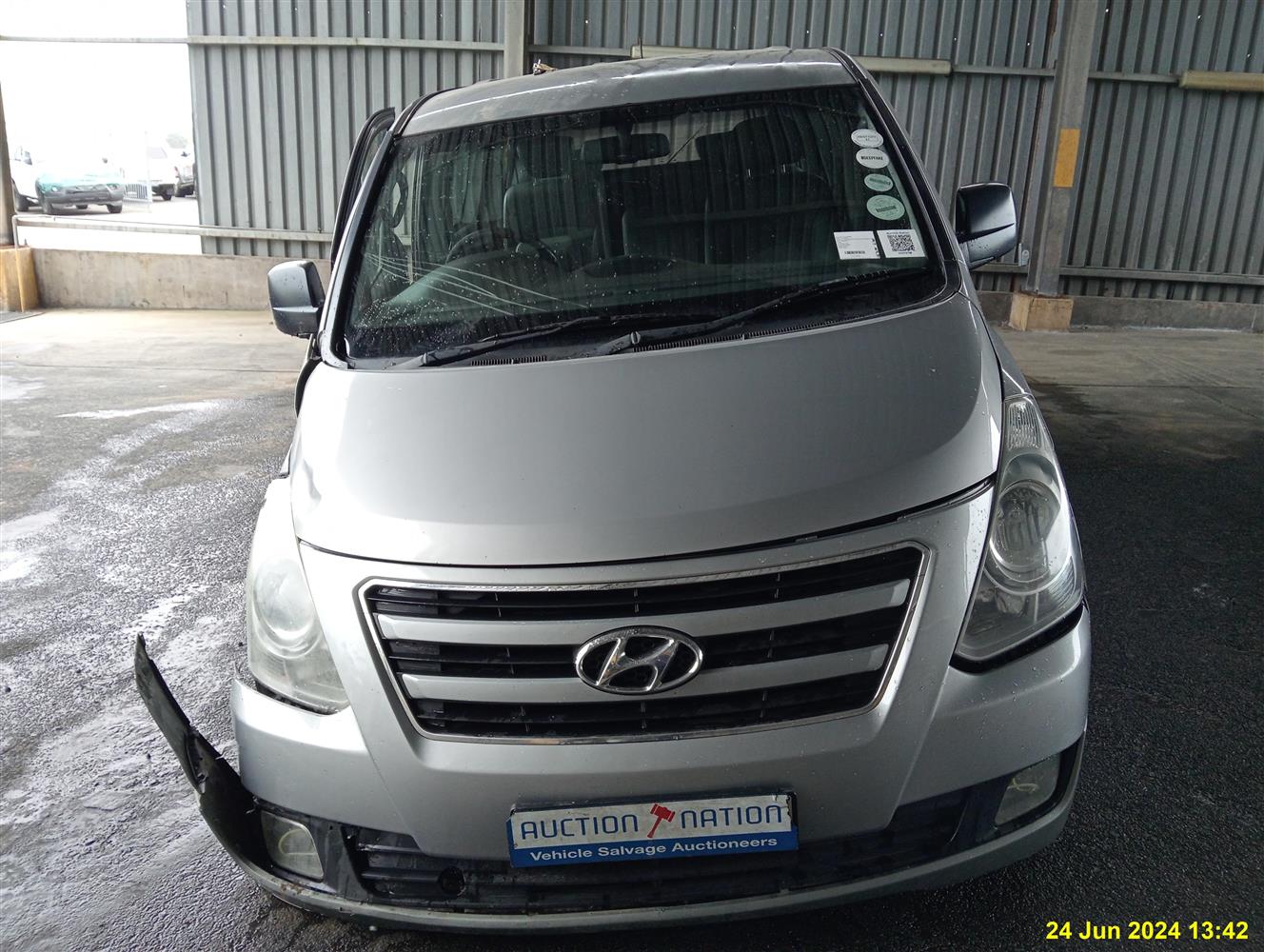 Auction Nation - HYUNDAI H1 9 SEATER