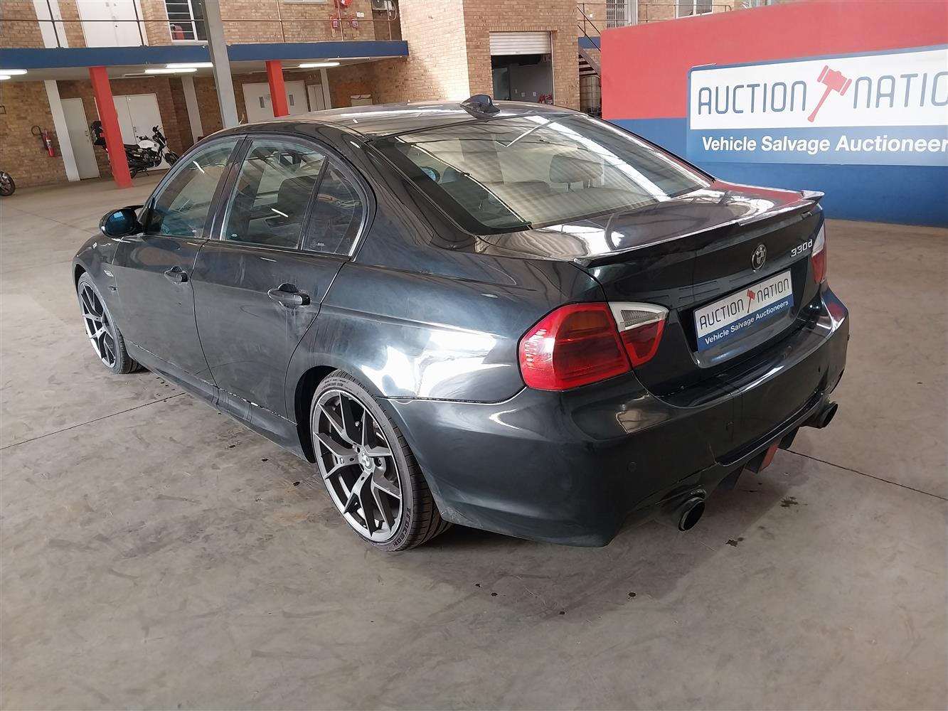 Auction Nation - BMW 330D A/T (E90) (2005)