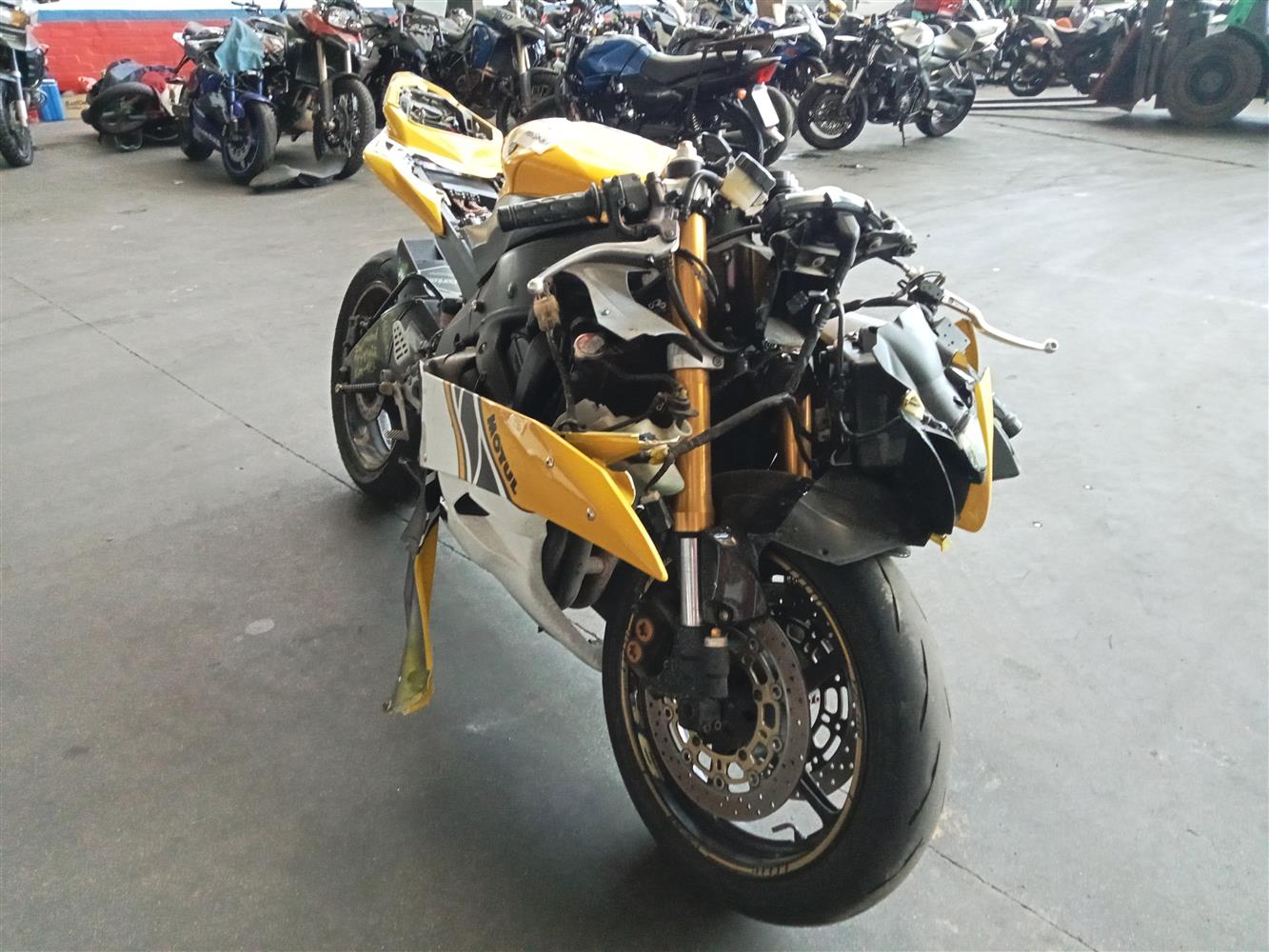 Auction Nation - YAMAHA YZF R6
