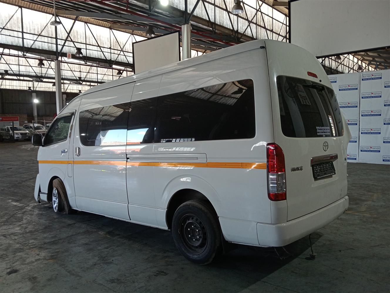 Toyota Quantum Rear Auction Nation - TOYOTA QUANTUM 2.5 H