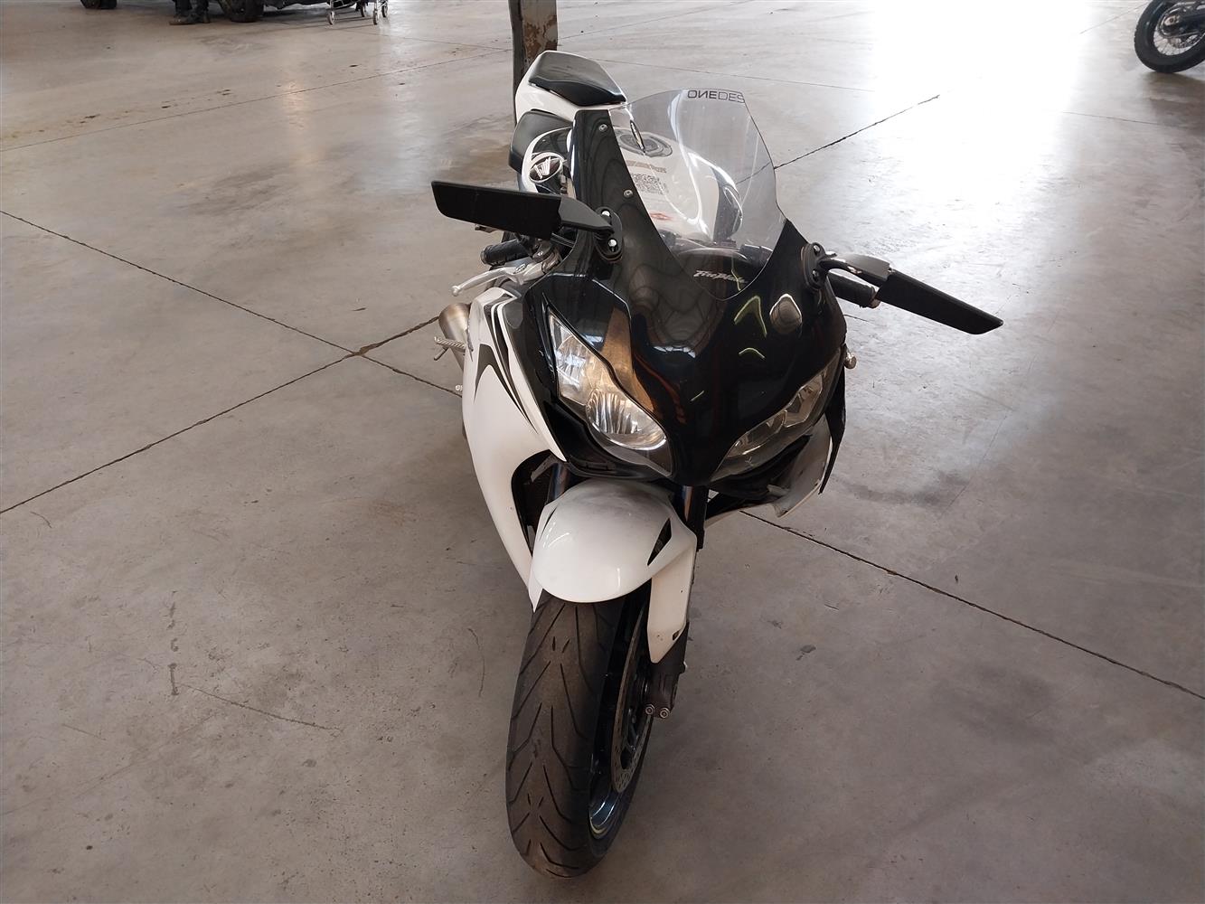 Auction Nation - HONDA FIREBLADE