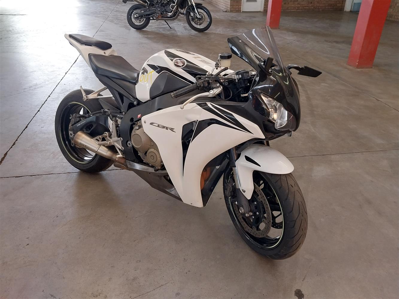 Auction Nation - HONDA FIREBLADE