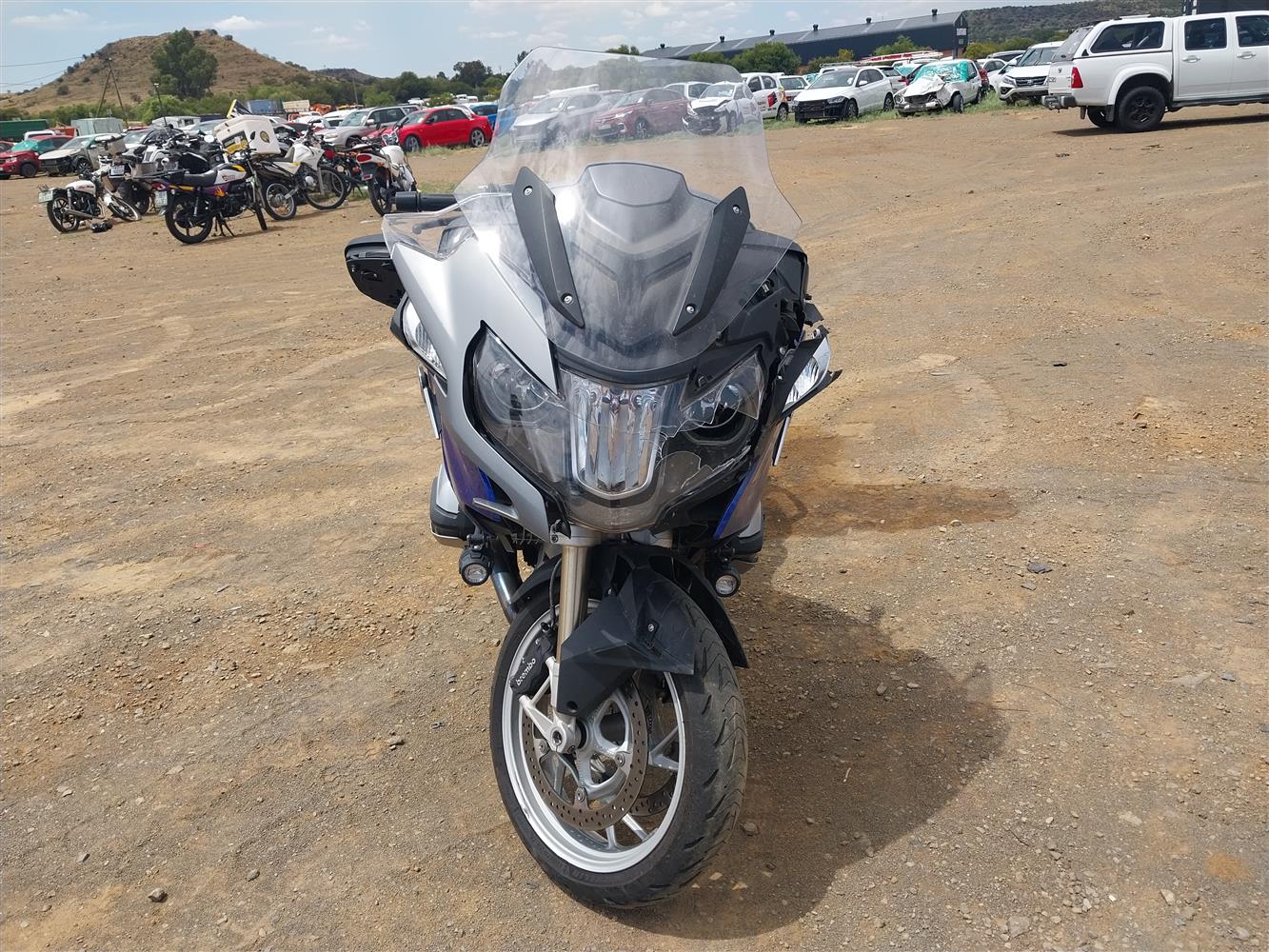 Auction Nation - BMW R SERIES MOTORCYCLE