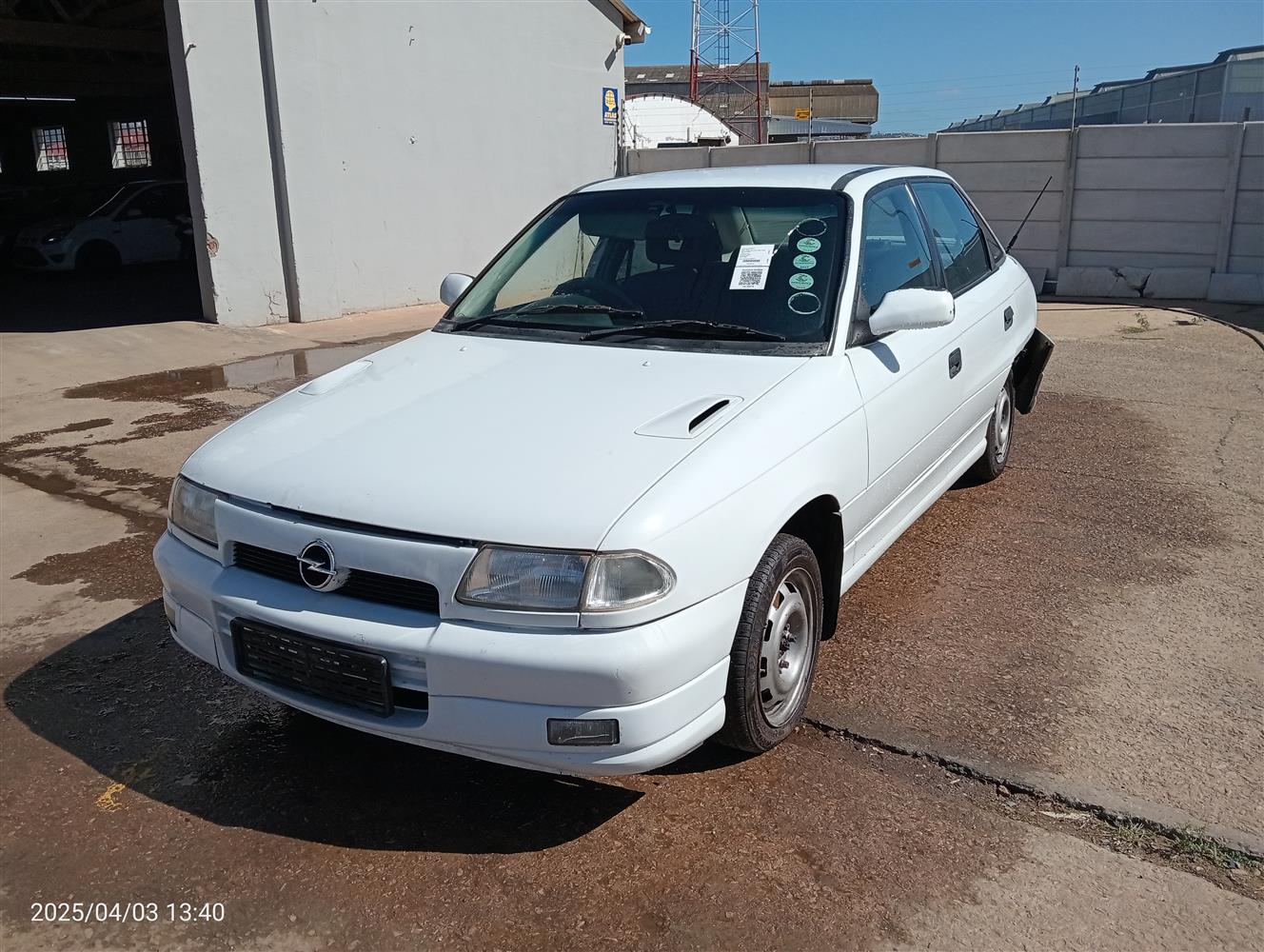 Auction Nation - OPEL ASTRA 160i E AC (51993 51996)