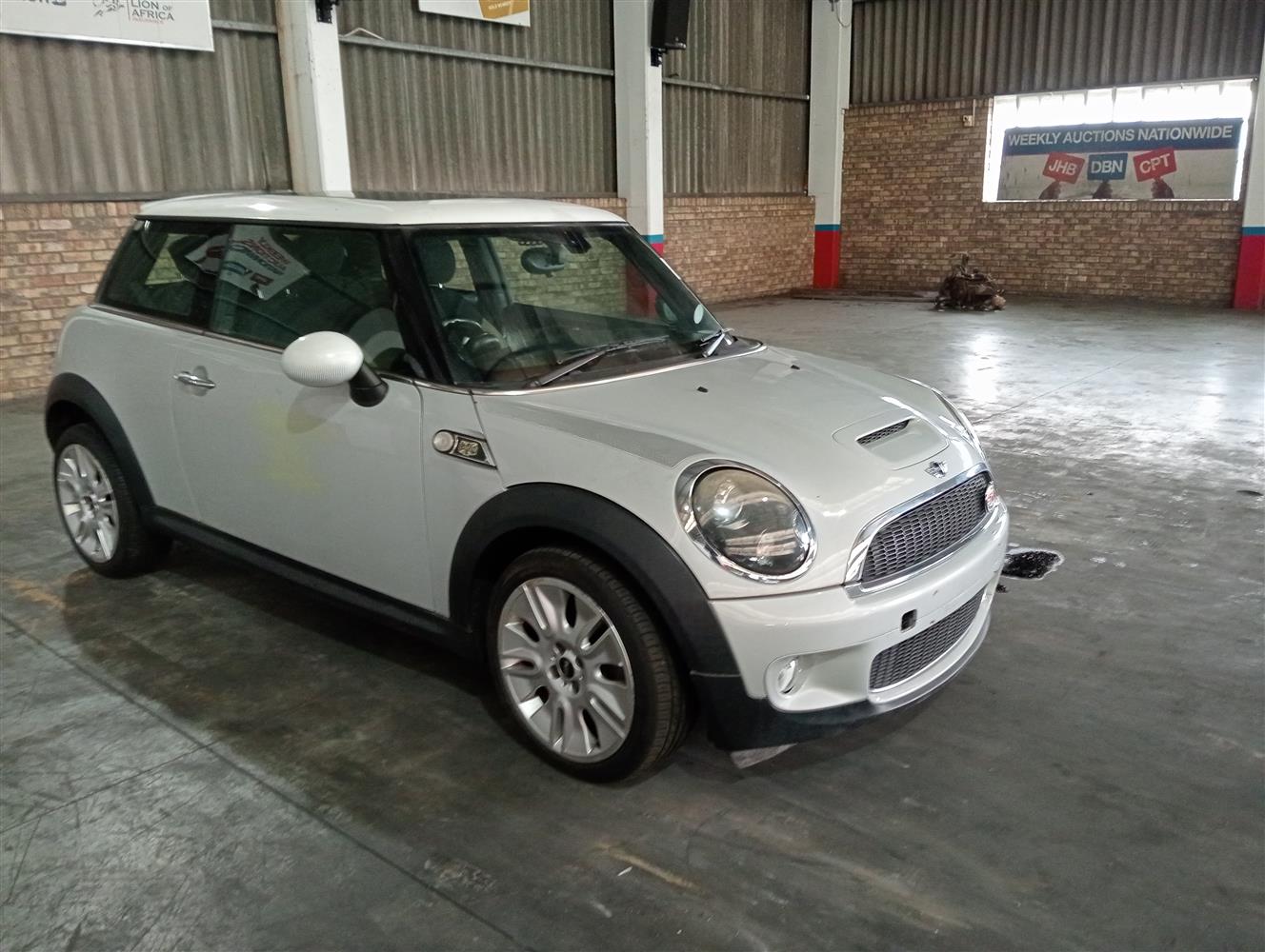 Thumback Mini Auction Nation - MINI MINI HATCHBACK