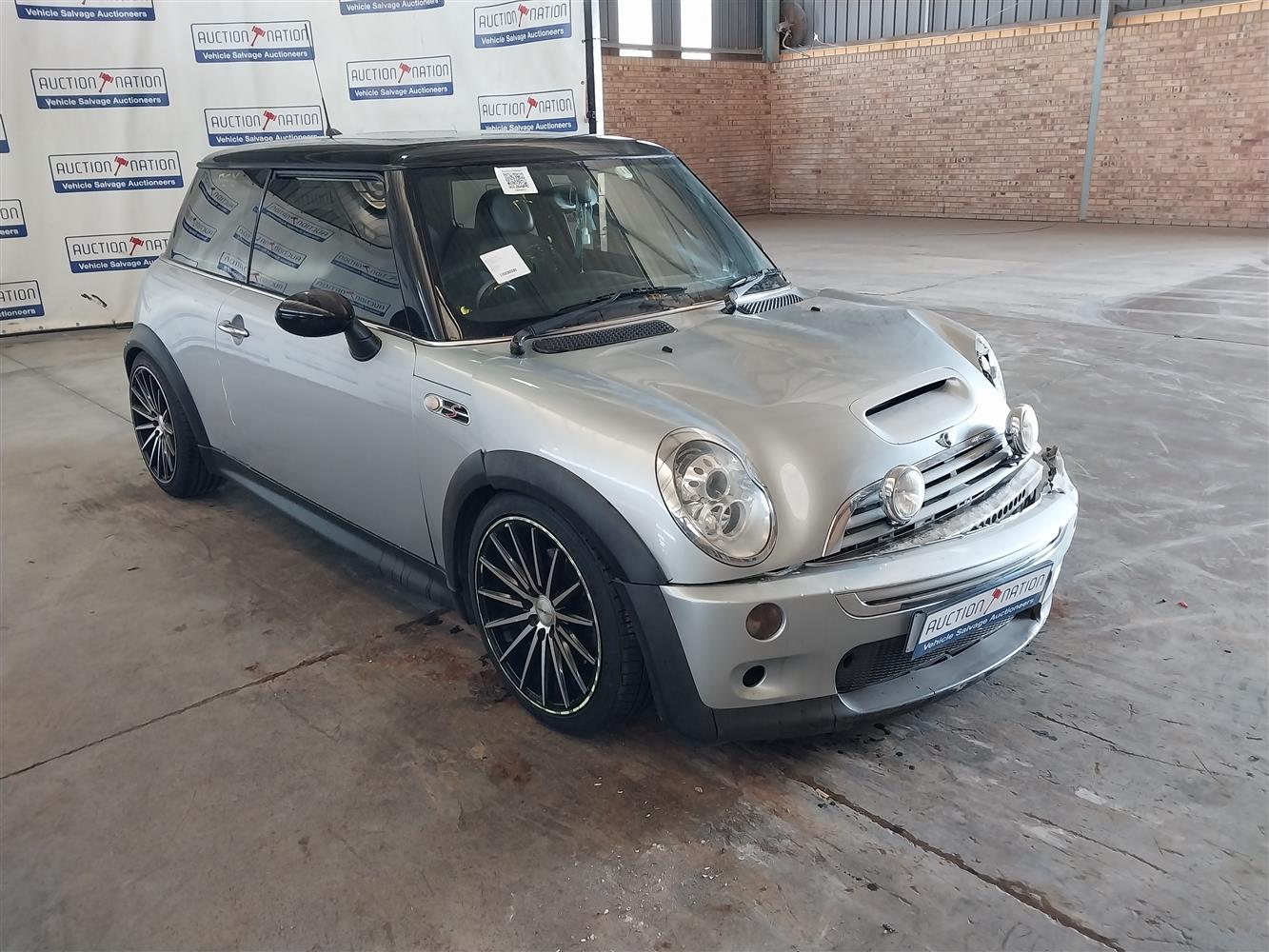 Auction Nation - MINI COOPER S (2004)