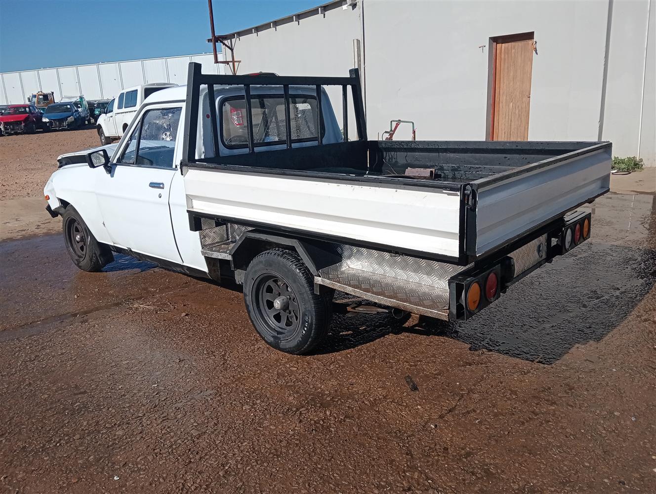 Auction Nation - NISSAN 1400 STD 5 SPEED (408) P/U S/C (INTRO 1990-04)