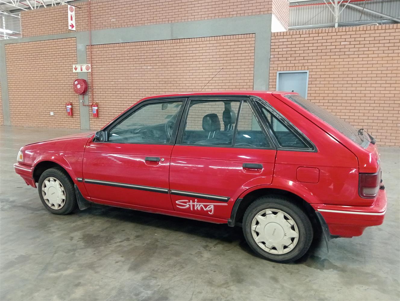 Auction Nation - MAZDA 323 1.6 SL HATCH