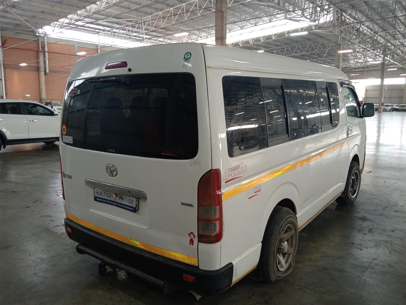 Toyota Quantum Rear Auction Nation - TOYOTA QUANTUM