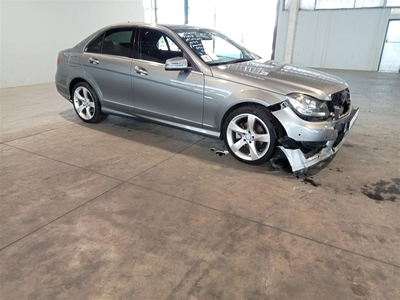 Auction Nation - MERCEDES-BENZ W204