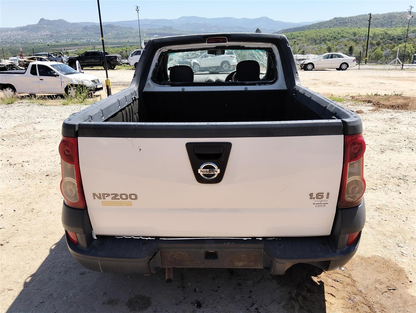 Np200 Rear Window Auction Nation - NISSAN NP200