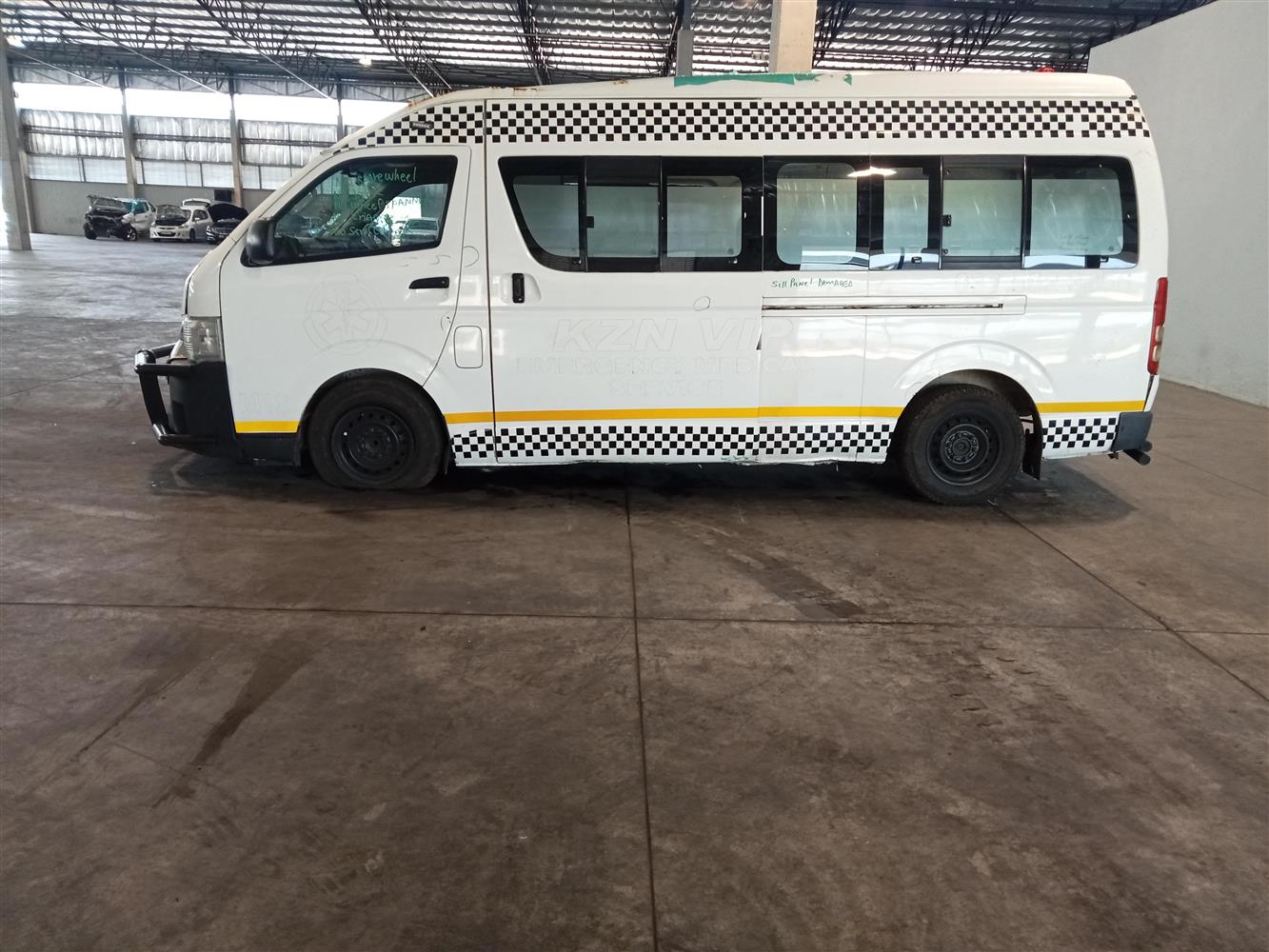 Auction Nation - TOYOTA QUANTUM