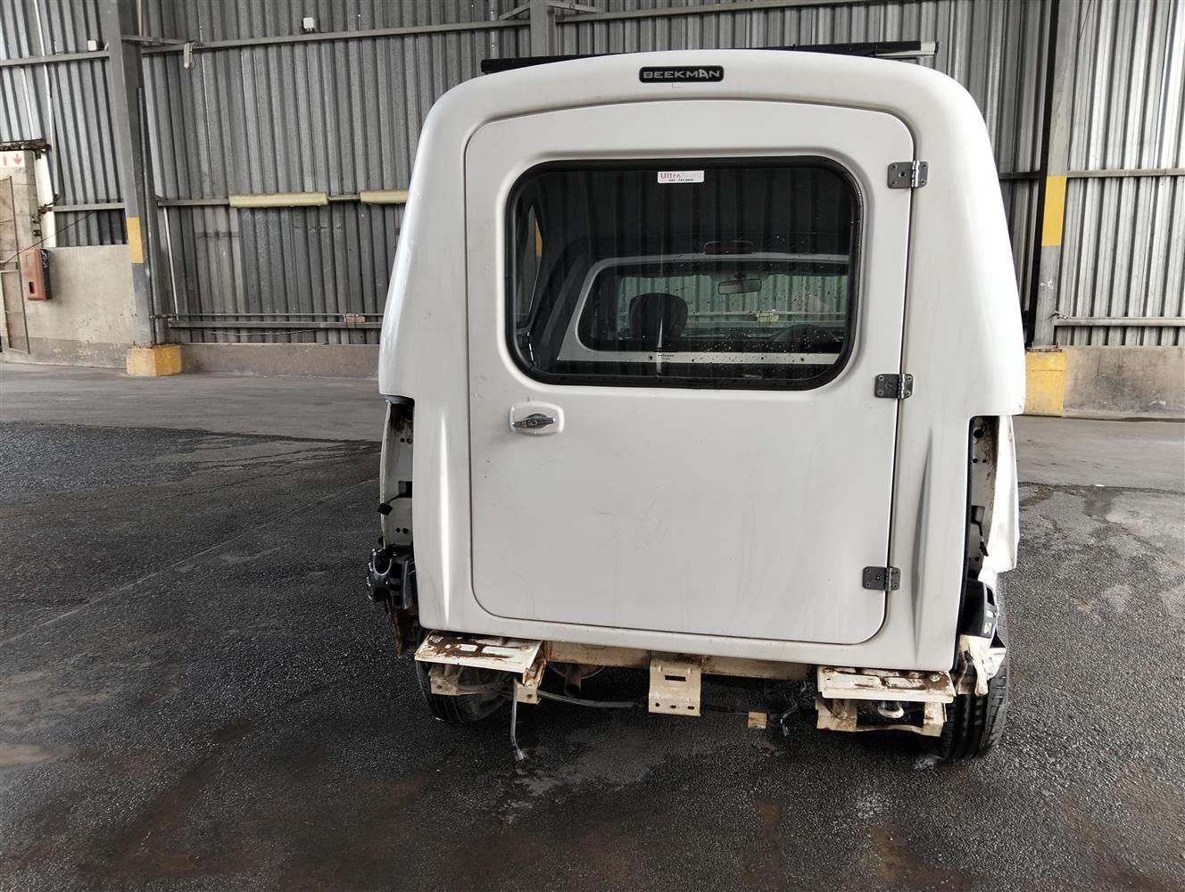 Np200 Rear Window Auction Nation - NISSAN NP200