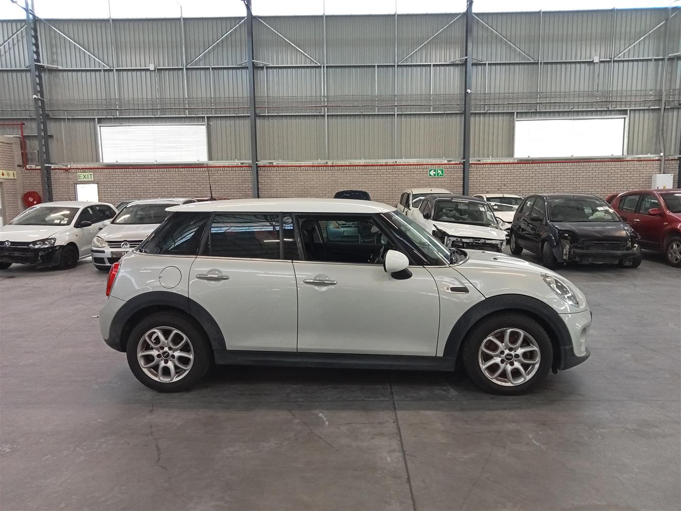 Auction Nation - MINI COOPER