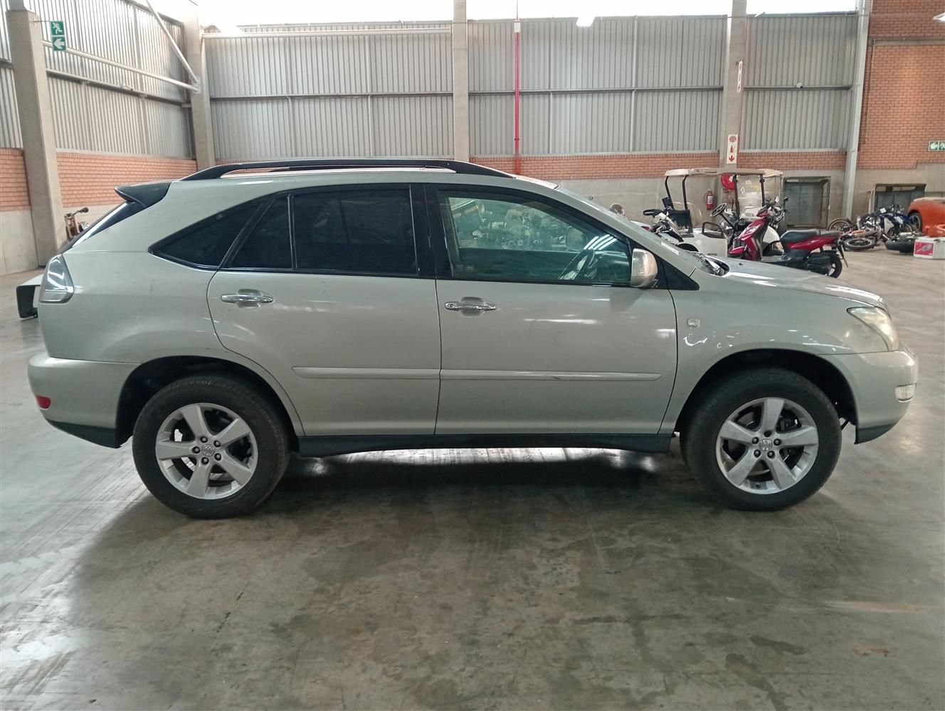 Auction Nation - LEXUS RX350