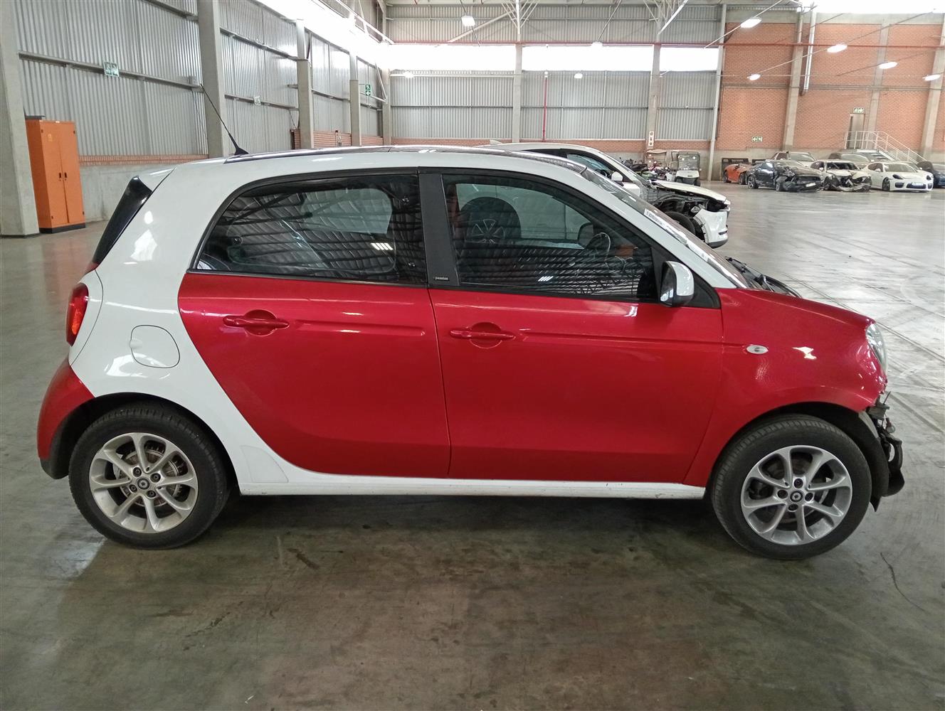 Auction Nation - SMART FORFOUR