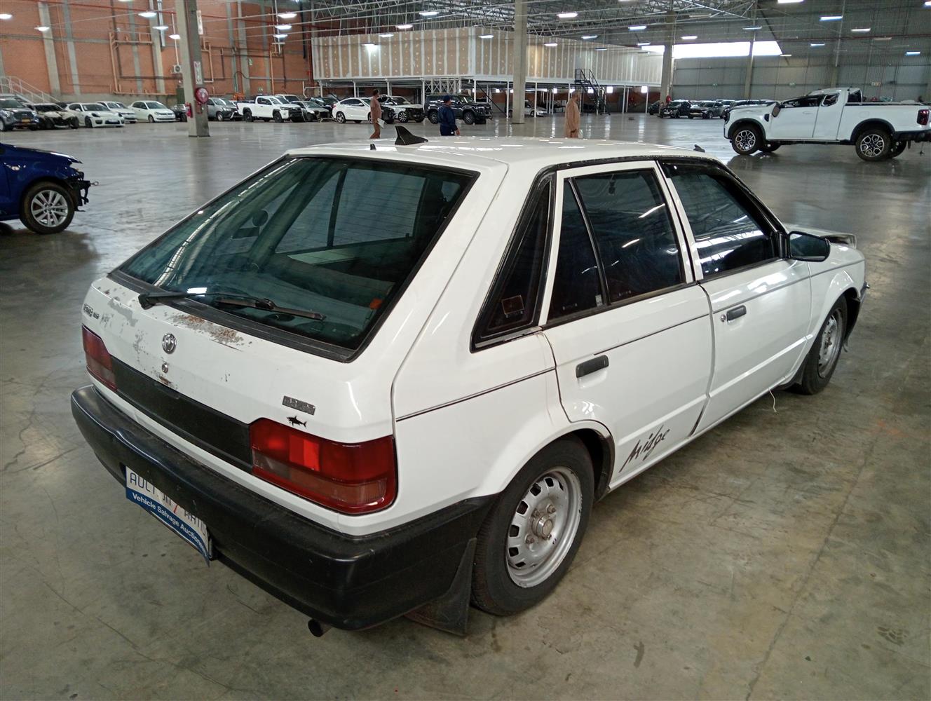 Auction Nation - MAZDA 323