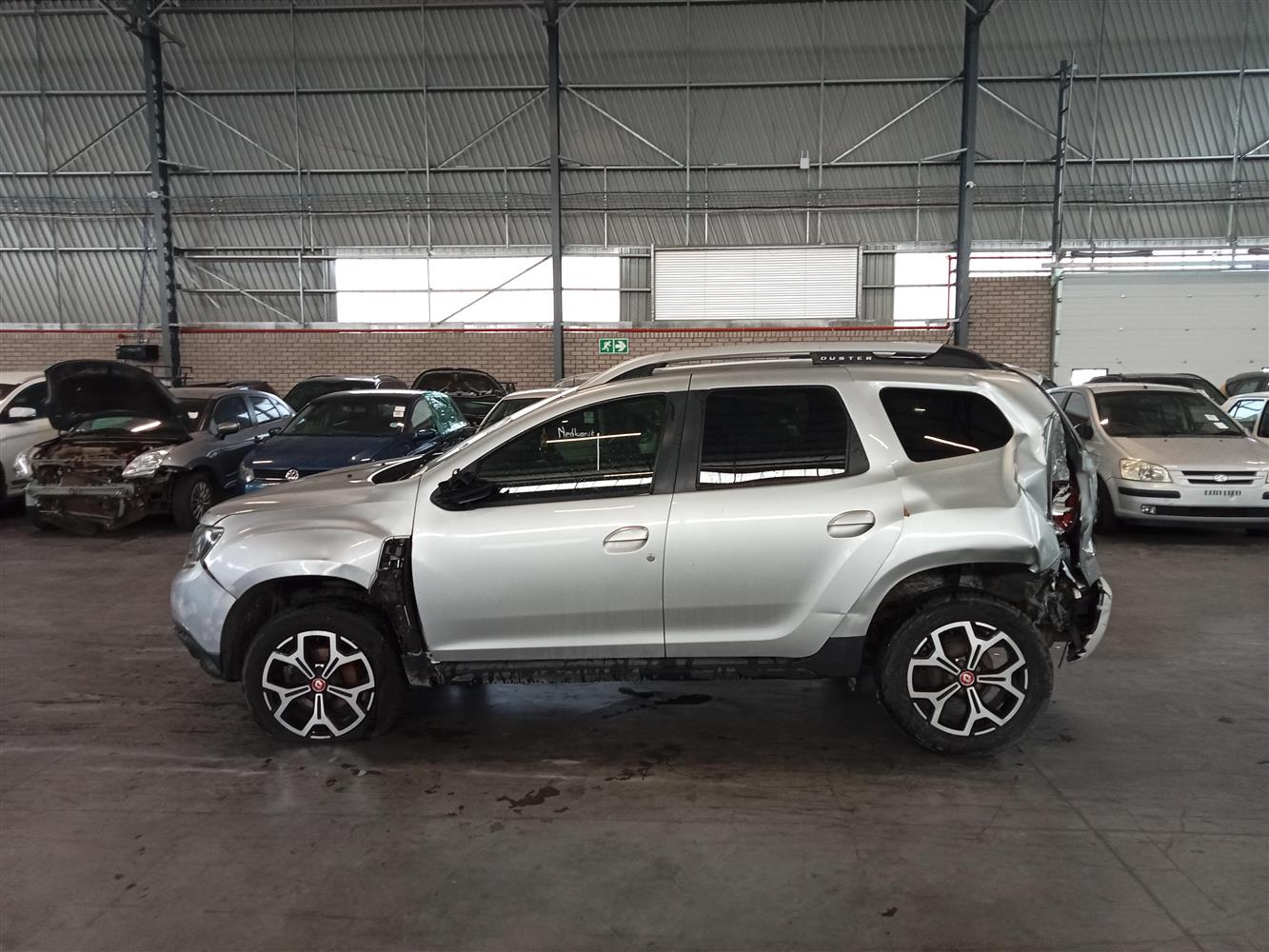 Duster Frame Auction Nation - RENAULT DUSTER