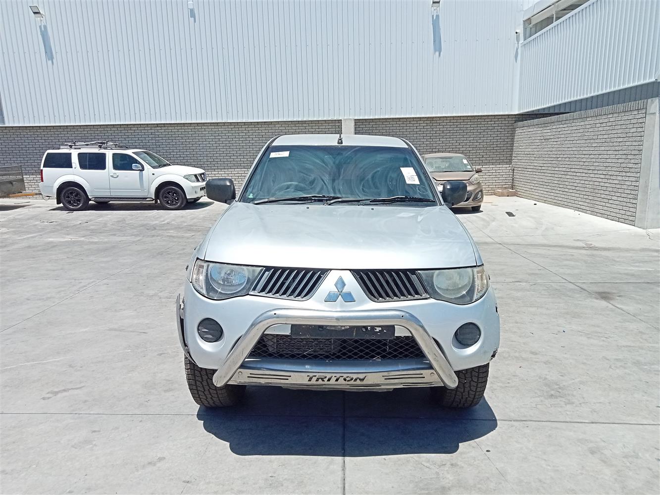 auction-nation-mitsubishi-triton-2-5-di-d-club-cab-p-u-s-c