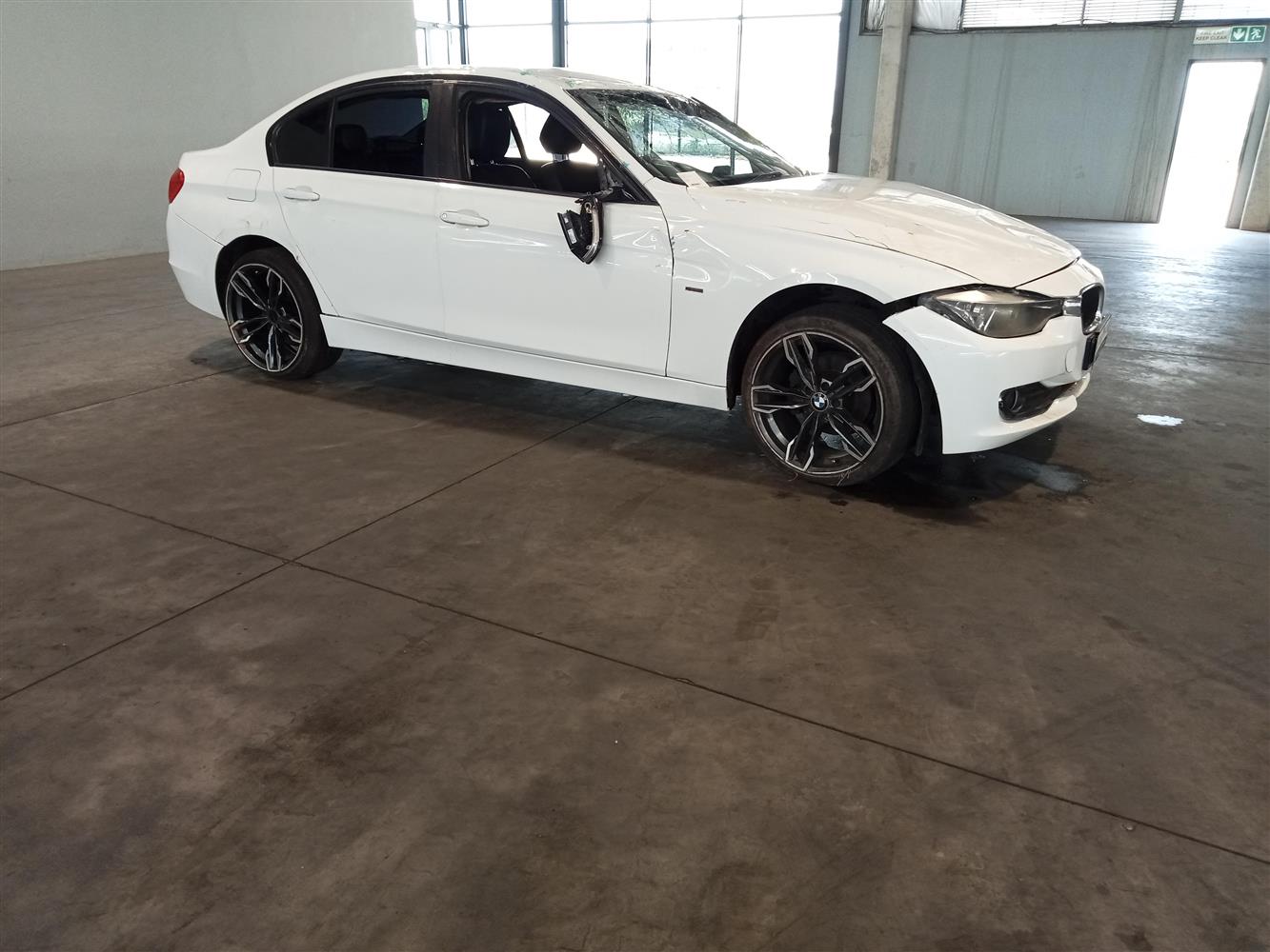 Auction Nation - BMW 320 SERIES