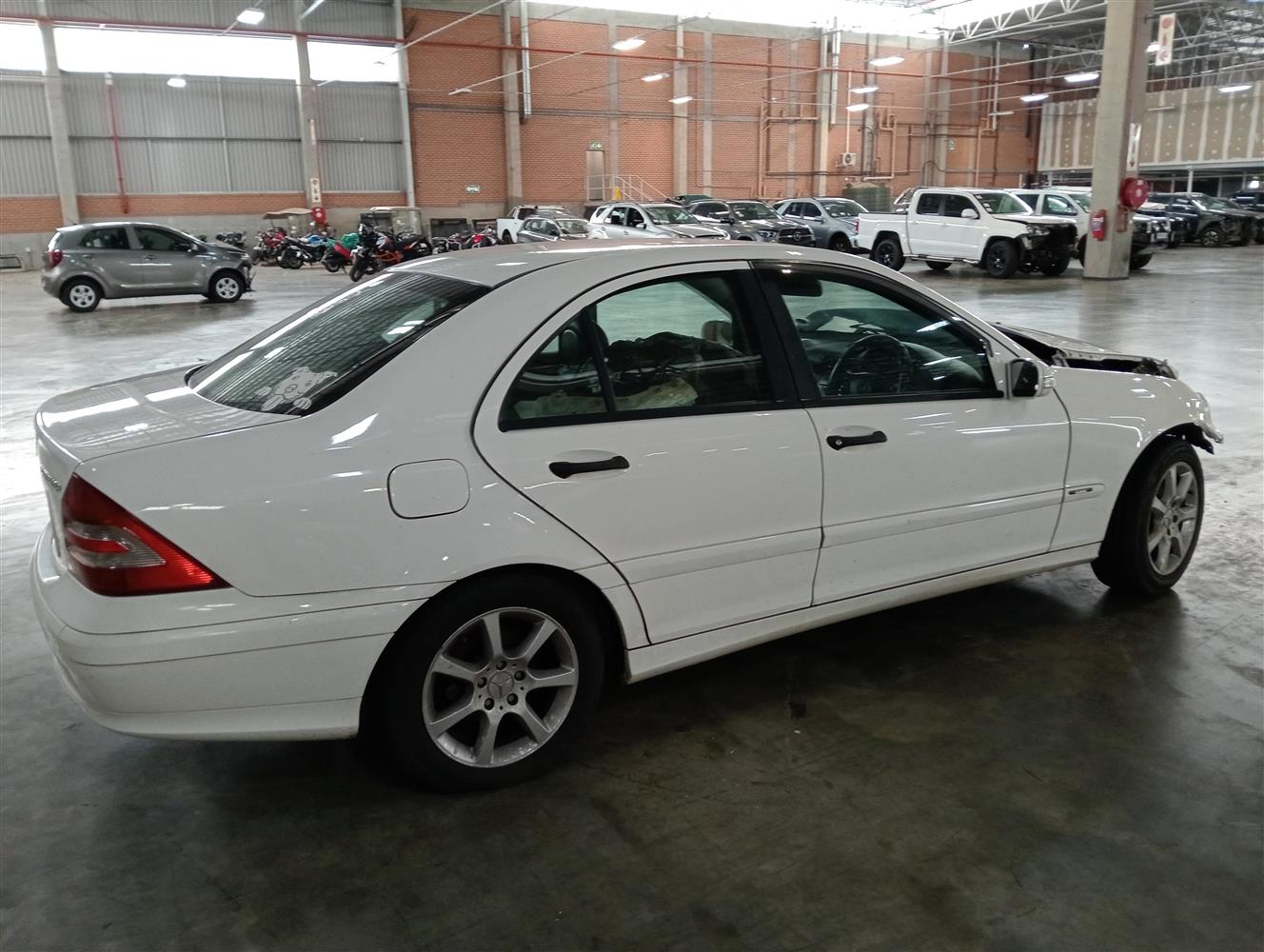 W203 Right Inner Rocker Panel Auction Nation - MERCEDES-BENZ W203