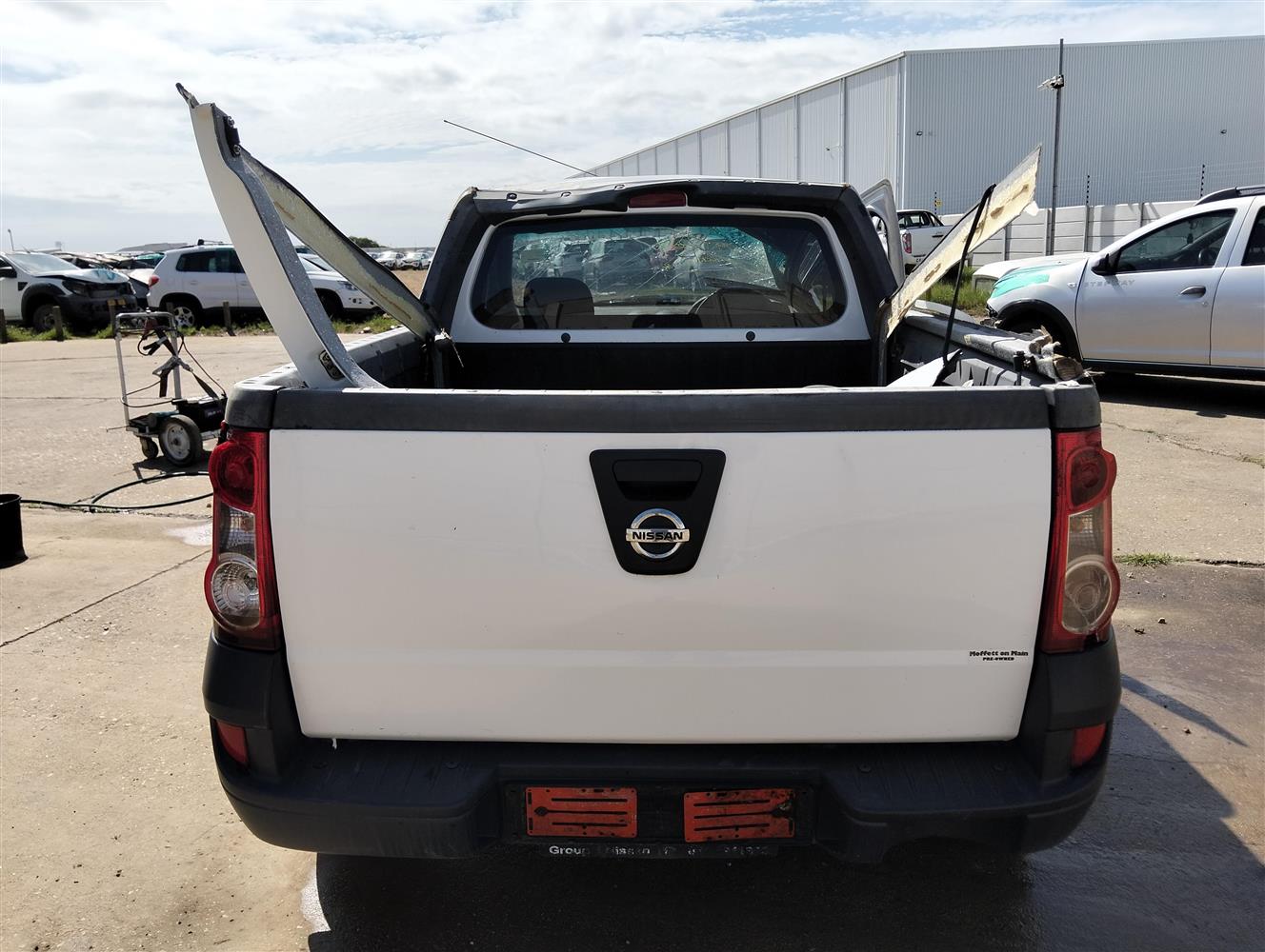 Np200 Rear Panel Auction Nation - NISSAN NP200 1.6 A/C SAFETY PACK P/U S/C