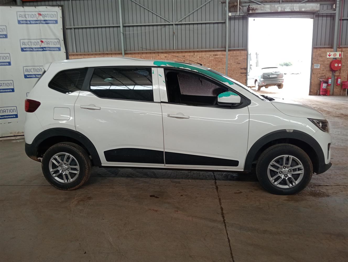 Auction Nation - RENAULT TRIBER 1.0 EXPRESSION / LIFE