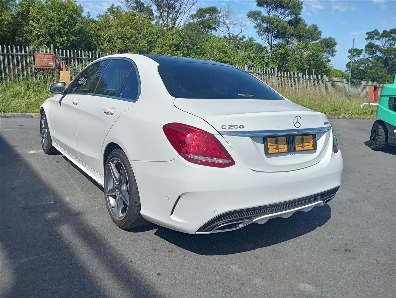 Auction Nation - MERCEDES-BENZ C200