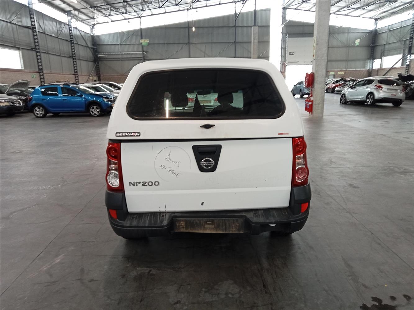 Np200 Rear Window Auction Nation - NISSAN NP200