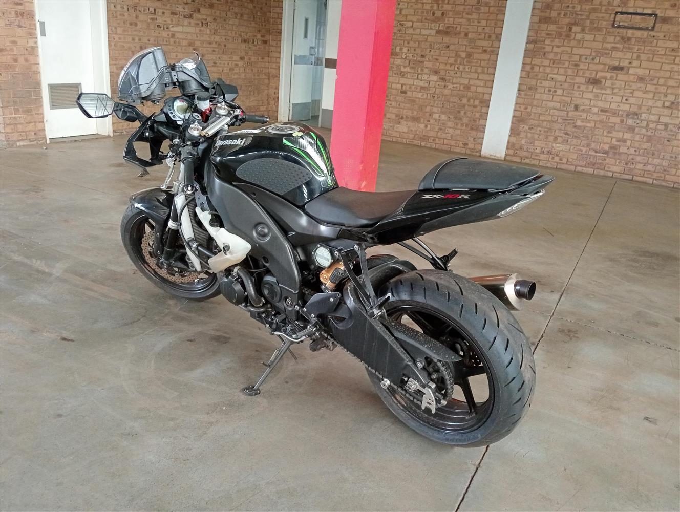 Auction Nation - KAWASAKI ZX10R