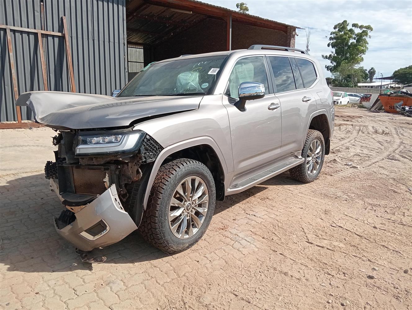 user_aca3fdf3　0808 Auction Nation - TOYOTA LANDCRUISER 300 V6 3.3D ZX