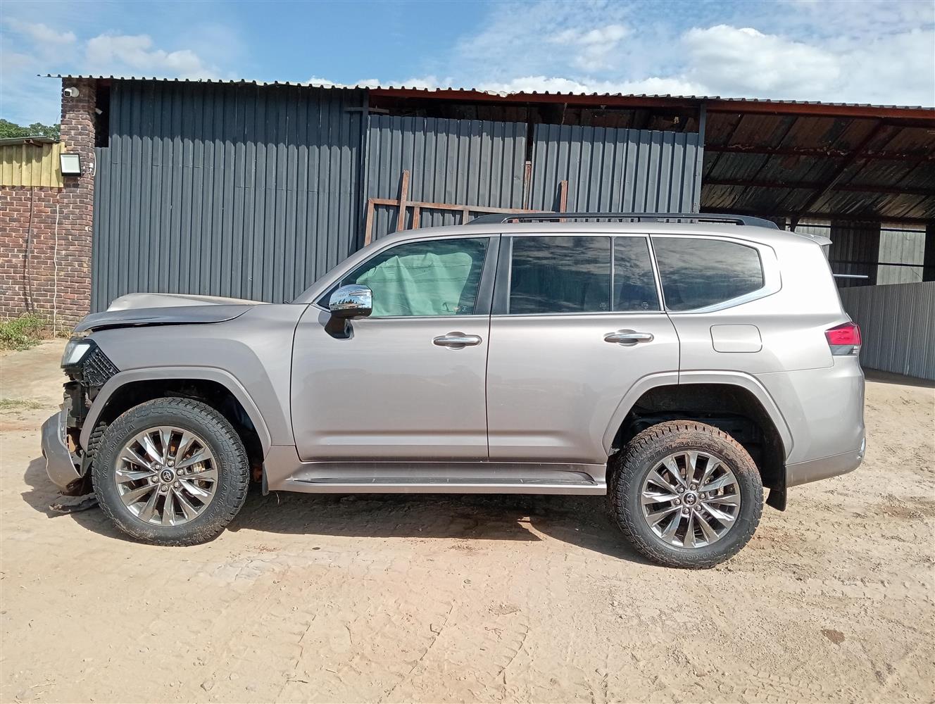 Auction Nation - TOYOTA LANDCRUISER 300 V6 3.3D ZX
