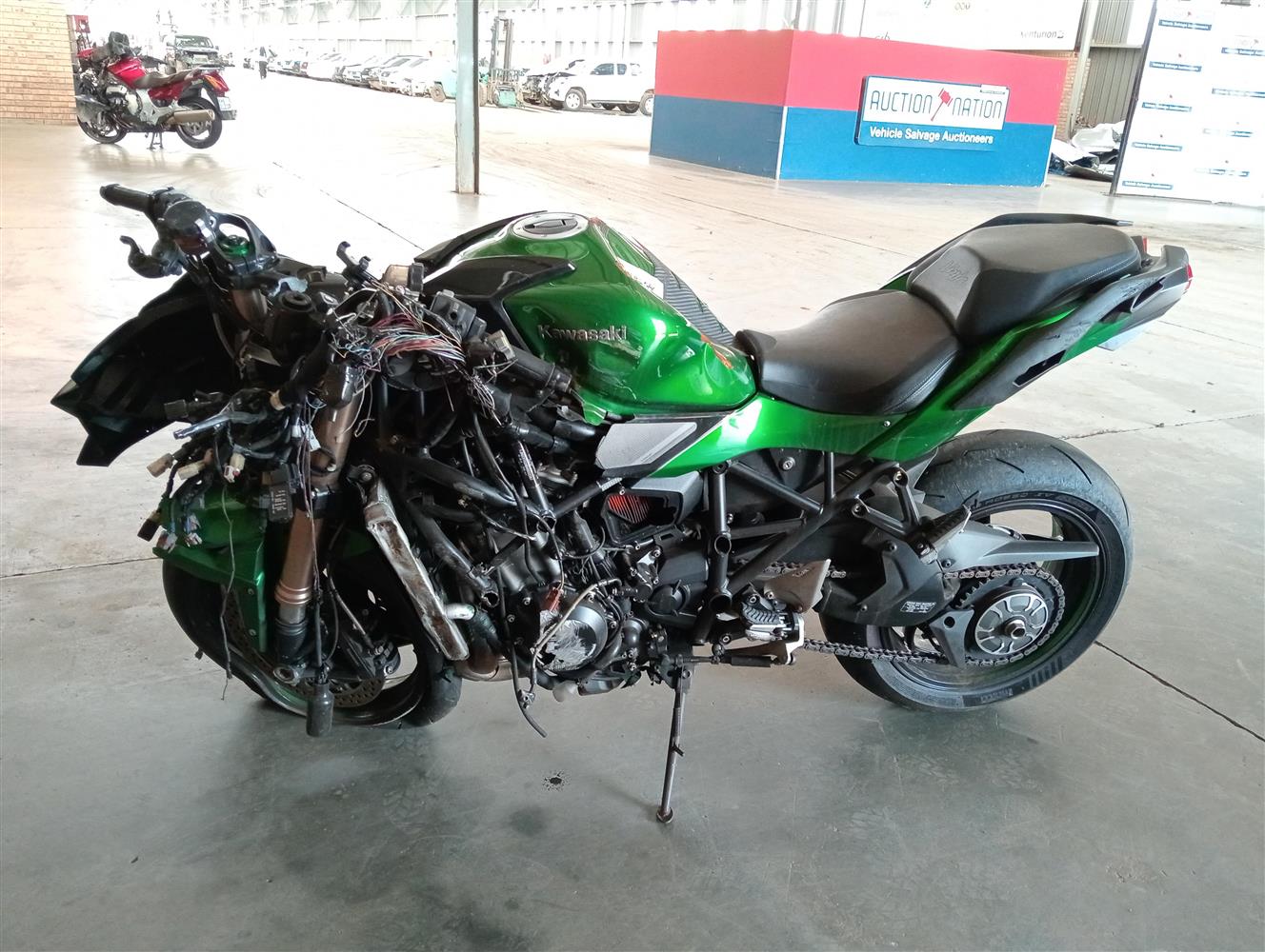 Auction Nation - KAWASAKI H2 SX SE (ZX1002B) (INTRO 2018-03)