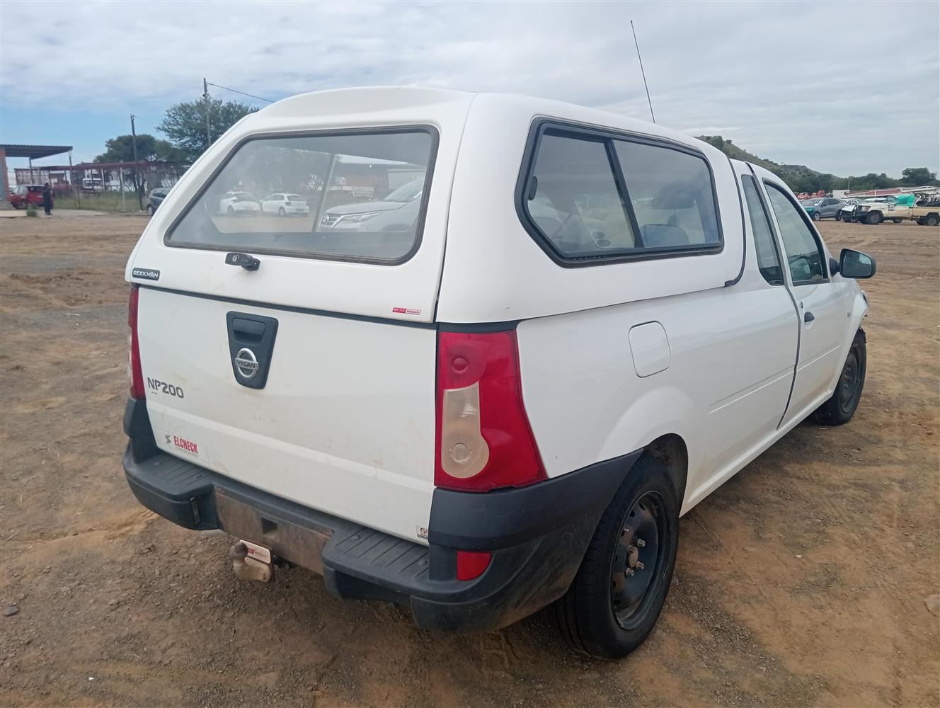 Np200 Rear Window Auction Nation - NISSAN (WINDSCREEN VIN DAMAGED ) NP200 1.6 A/C P/U S/C
