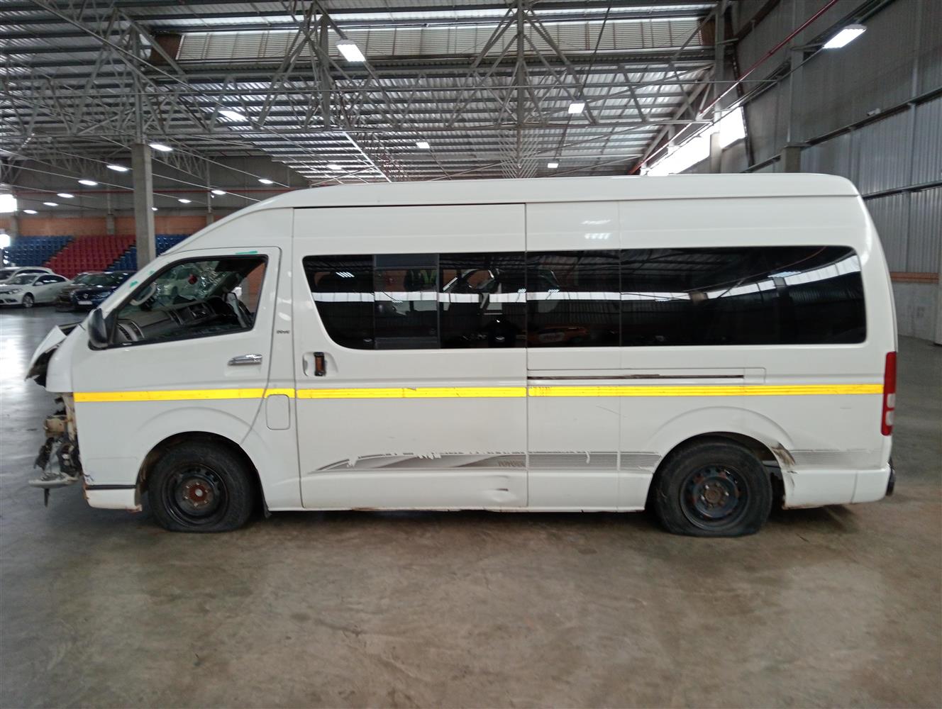 Auction Nation - TOYOTA QUANTUM