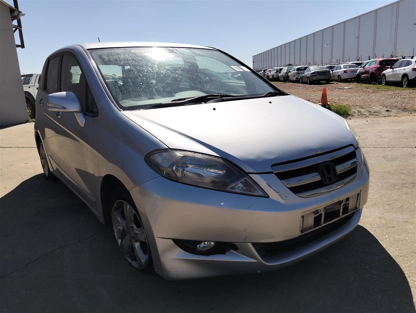 Auction Nation - HONDA FR-V 1.8i A/T