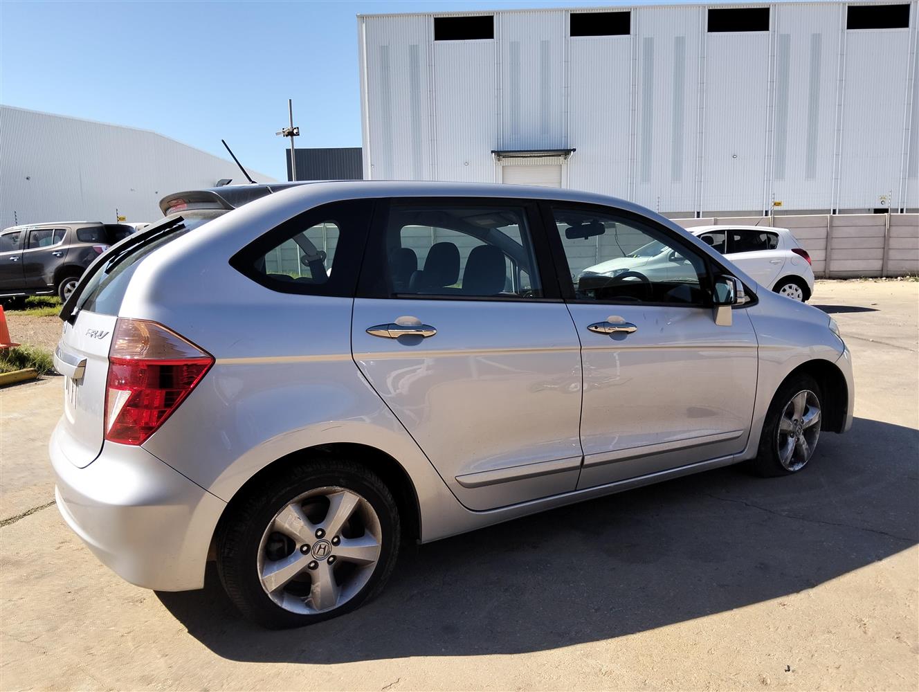 Auction Nation - HONDA FR-V 1.8i A/T