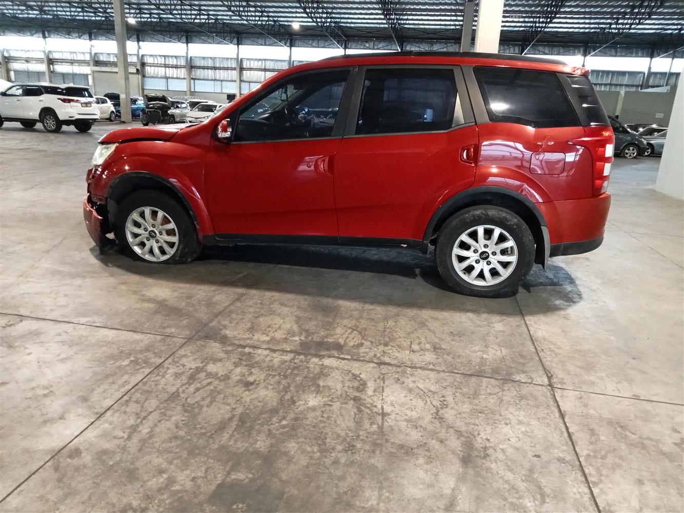 Xuv 500 Rexton Auction Nation - MAHINDRA XUV 500 SUV