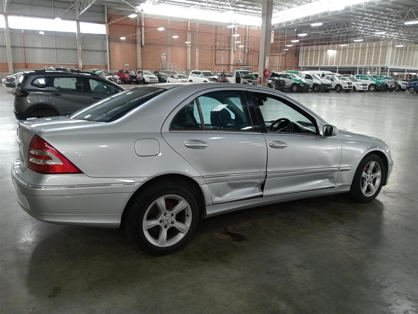 W203 Right Inner Rocker Panel Auction Nation - MERCEDES-BENZ W203