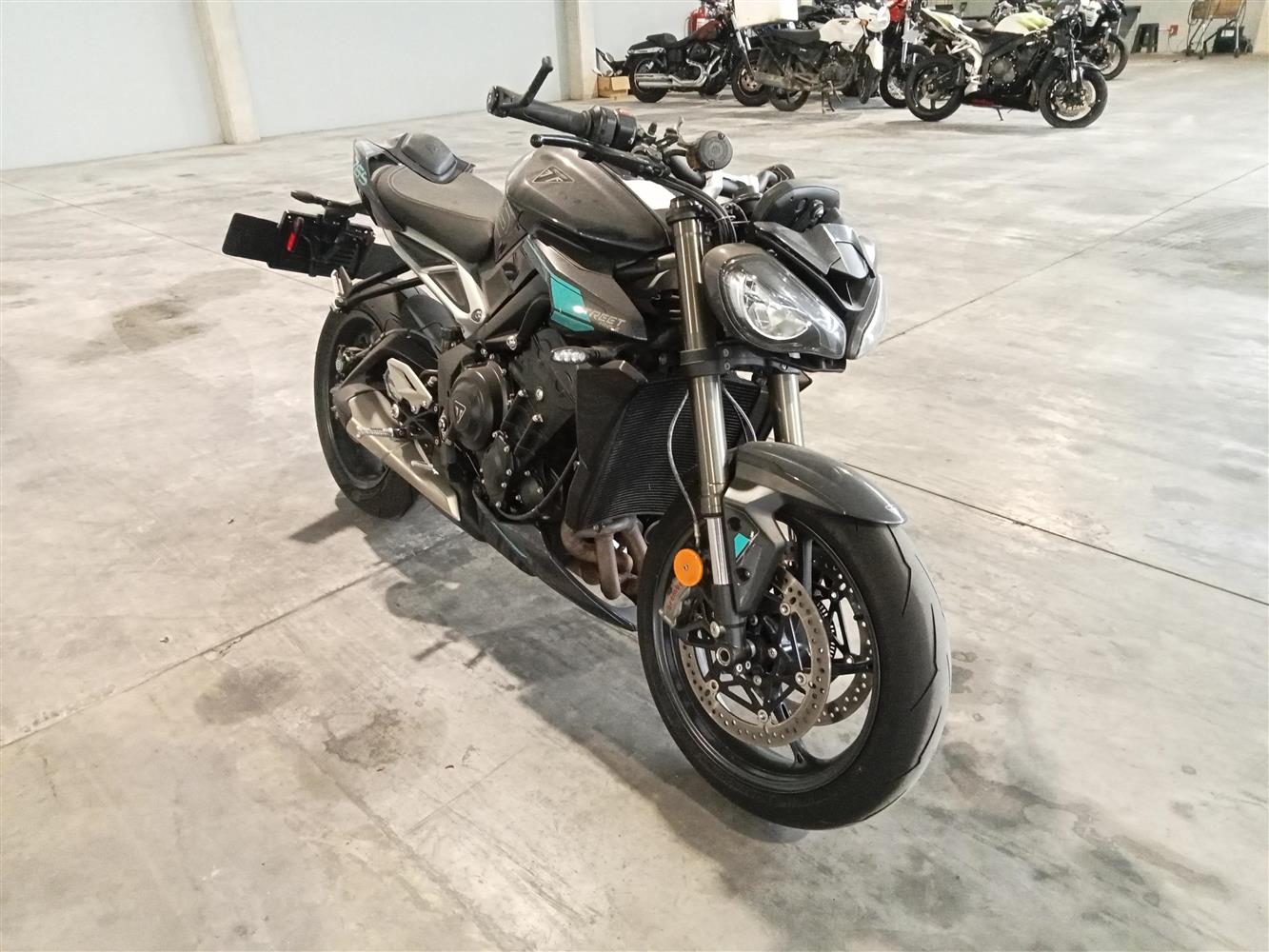 Auction Nation - TRIUMPH STREET TRIPLE RS